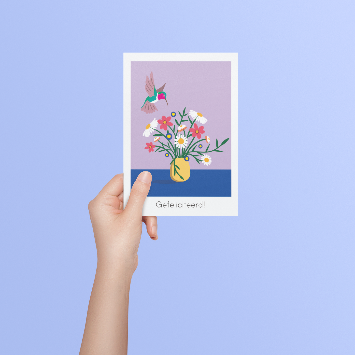 Felicitatiekaart met een kolibrie en bloemenboeket, voorkant